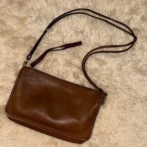 Coach 70’s Vintage Basic Tan Leather Zip Clutch Crossbody Bag Purse 4739 NYC USA